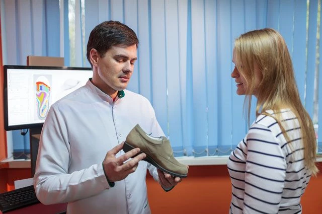 Ортопедичне взуття: яким воно буває і як правильно його вибрати?