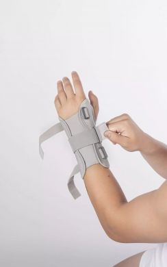 Бандаж на променезап'ястковий суглоб Wrist and Forearm Orthosis, ORT-90104, Orthoteh фото № 4 (Олександрівськ) Бандаж на променезап'ястковий суглоб Wrist and Forearm Orthosis, ORT-90104, Orthoteh (Олександрівськ)