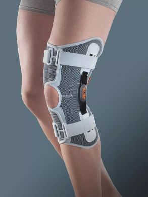 Ортез на коленный сустав с полицентрическими шарнирами GenuSKILL 15A, M33115A, Orthoservice фото № 1 (Тернополь) Ортез на коленный сустав с полицентрическими шарнирами GenuSKILL 15A, M33115A, Orthoservice (Тернополь)