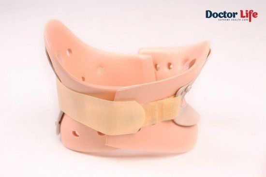 Головоутримувач Філадельфія з отвором для трахеостоми СС-06 Doctor Life (Горішні Плавні)