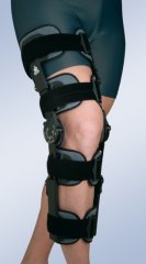Регульований ортез на коліно з системою фіксації згинання-розгинання, високий 94260