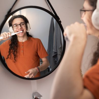 Электрическая звуковая зубная щетка B.Well MED-870